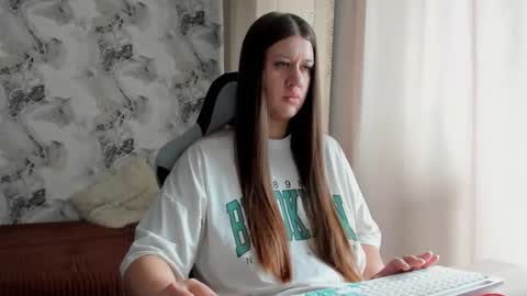kianna_dior_ online show from May 31, 7:51 am