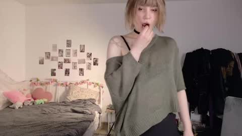 Kiki online show from May 25, 11:05 am