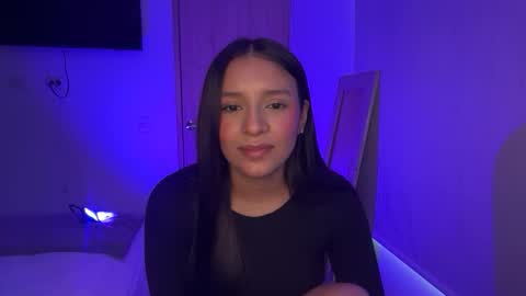 kimmi online show from May 23, 10:17 pm