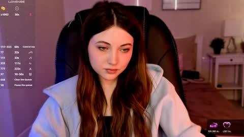  Your Kimmie  follow me  online show from May 28, 3:32 pm