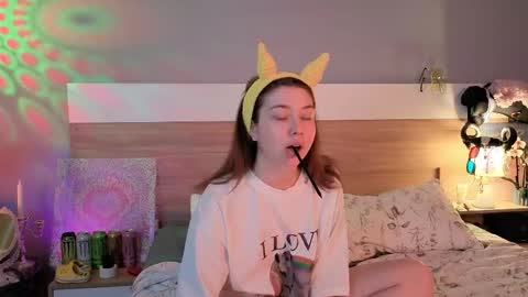 kina_ka online show from May 7, 8:26 pm