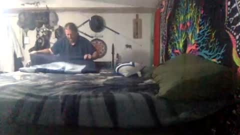 Jerry online show from June 22, 4:42 am
