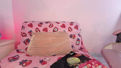 kitty_kryss online show from May 6, 6:58 pm