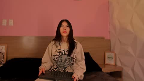 kitty online show from July 1, 4:21 am