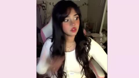kittybun7 online show from July 21, 1:40 am