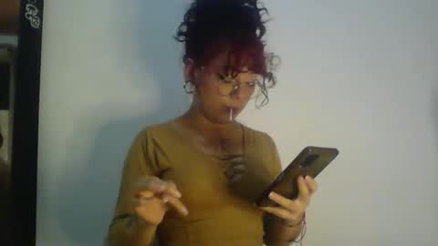 Jenn online show from January 23, 12:04 am