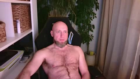 Kotylion online show from January 24, 4:28 pm