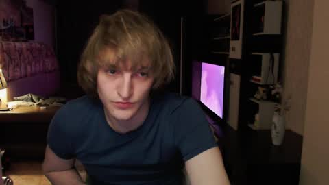 l1onkennedy online show from May 26, 9:32 pm
