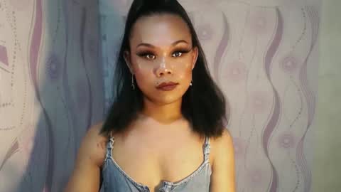 lady_shane26 online show from May 27, 1:57 am