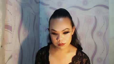 lady_shane26 online show from May 1, 10:26 pm