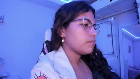  Lady  online show from June 25, 5:56 am