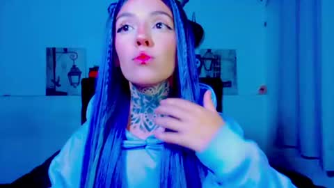LANNIE   online show from June 17, 4:28 am
