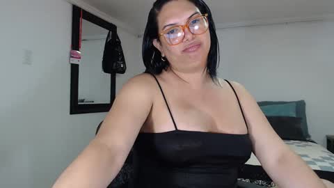 FLOR SALVAJE online show from May 24, 2:41 am