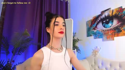 Laura online show from June 11, 2:53 am