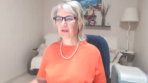 Leila Kinky online show from July 24, 6:43 am