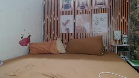 lexianna online show from May 17, 12:03 pm