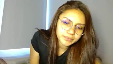 lia_miracle online show from May 22, 9:21 pm