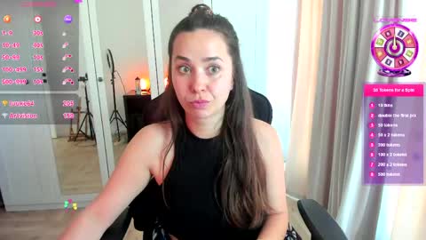 LiaQuinn online show from May 15, 2:57 pm