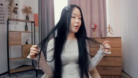 Melissa online show from May 13, 7:18 am