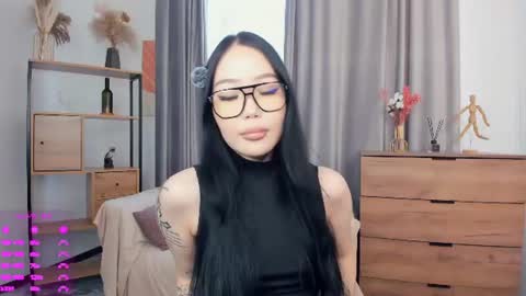 Melissa online show from June 15, 7:11 am