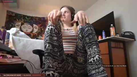 lil gemmie online show from May 19, 6:37 pm