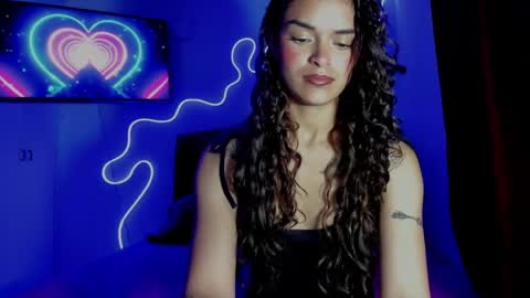 lili_evanss online show from May 15, 11:12 pm