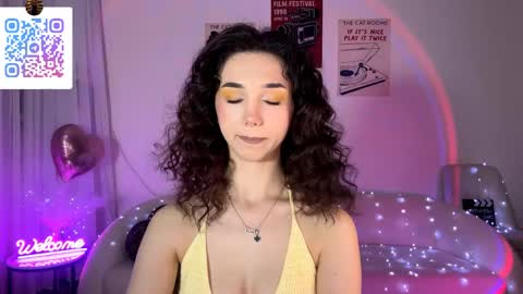 Lina online show from May 10, 10:27 pm