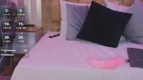 Lilith pink online show from June 6, 7:03 am