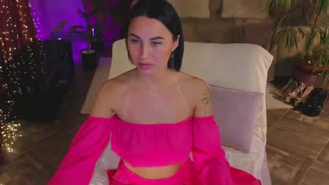 Lilu online show from May 9, 5:19 pm