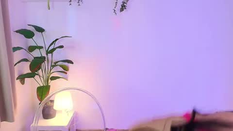 just lily online show from June 26, 10:48 pm