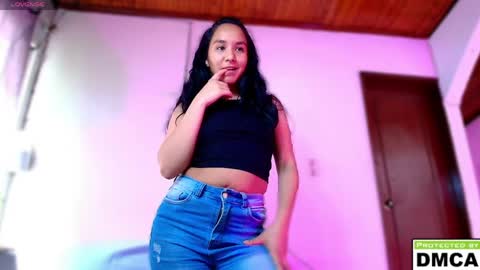 lily online show from May 11, 6:49 pm