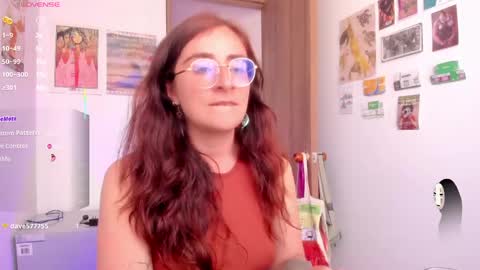 Giggles  online show from June 1, 7:26 pm