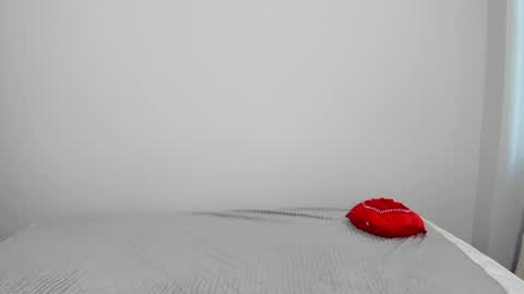 Linda online show from June 14, 1:38 am