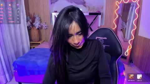 Linda  online show from May 27, 3:36 am