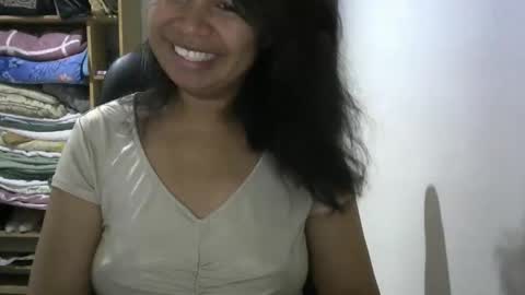 Liora selenex online show from May 28, 3:37 am