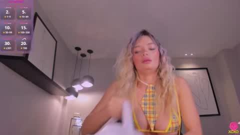 Lisa  Flowers online show from June 1, 11:11 am