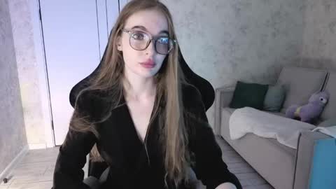 Lissa online show from May 13, 8:02 am