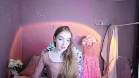 Lissa online show from June 26, 8:20 am
