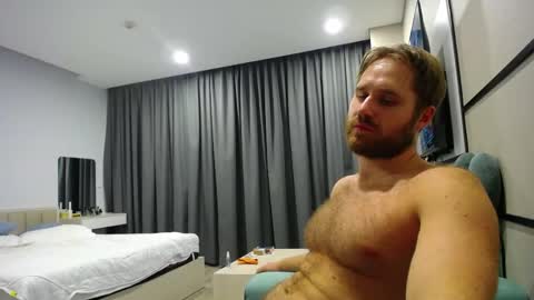 Lorenz online show from May 3, 5:30 pm