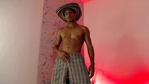 Lorian Vikel  online show from May 3, 11:44 pm