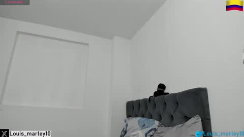 louis_marley_ online show from May 23, 7:54 pm