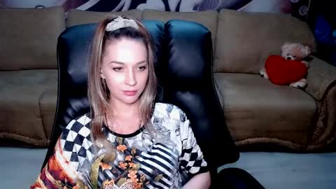 private open online show from June 6, 5:41 pm
