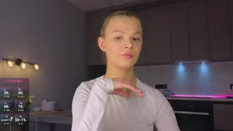 Jenny online show from May 17, 4:43 am