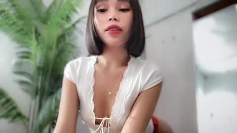 lovely_cittie18 online show from May 9, 6:08 am