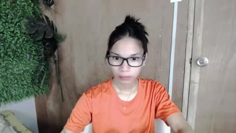 kimmy online show from July 23, 2:42 am