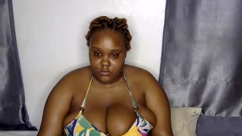 Loveybony online show from July 10, 8:30 am
