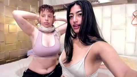 lu_vale online show from June 25, 12:54 pm