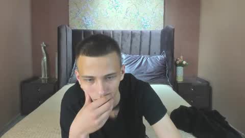 lucaskaur online show from July 12, 12:52 pm