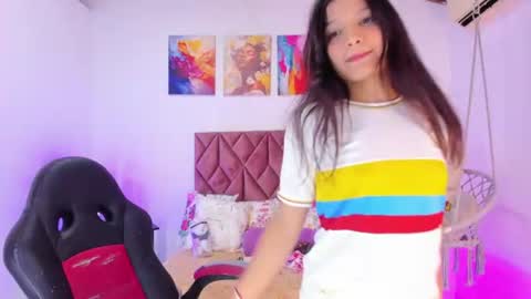 lucibunny__1 online show from July 7, 9:19 pm