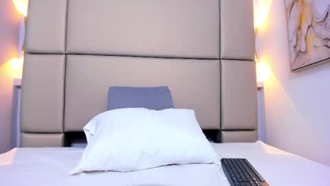 Lucy online show from June 24, 12:12 pm